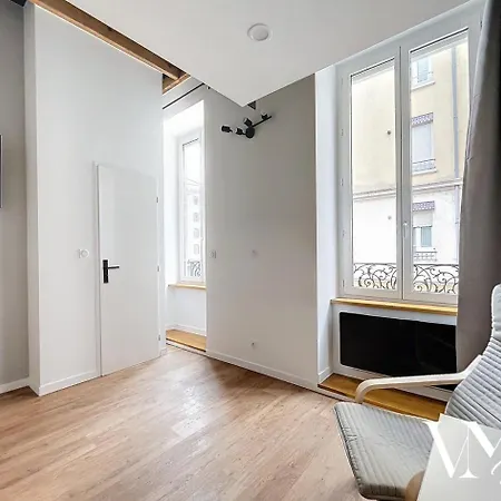 Apartment Chaleureux Gare De 2 *